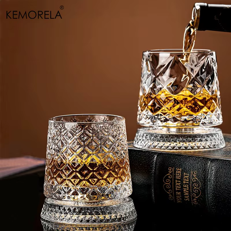 1 verre à whisky rotatif avec base en verre