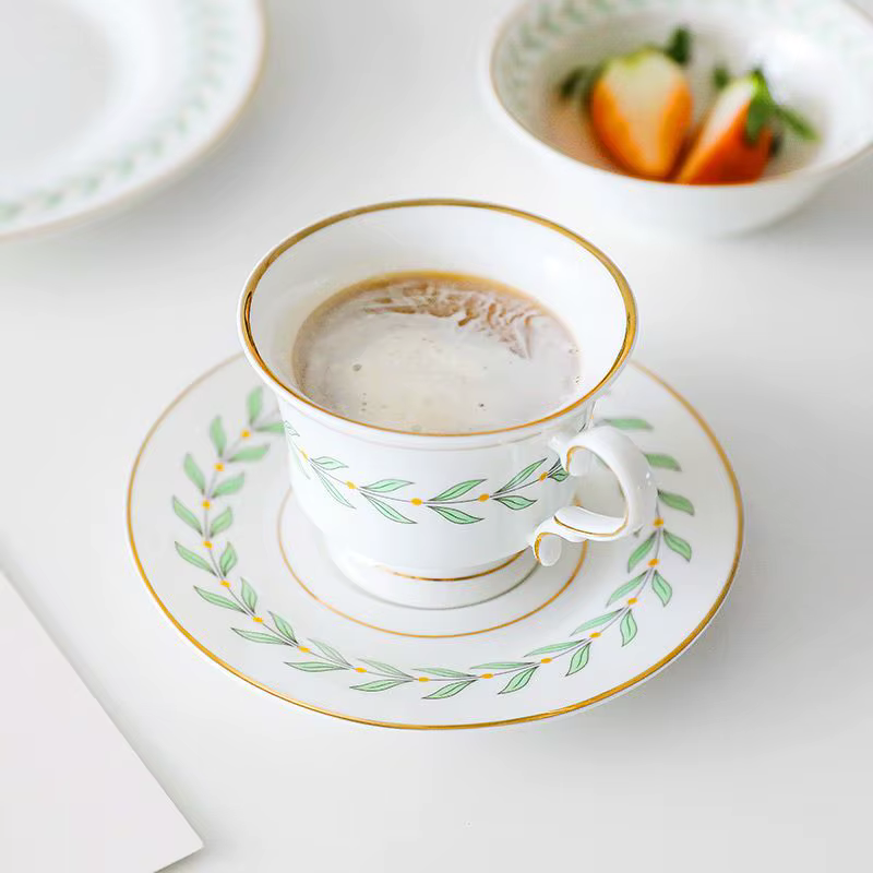 Ensemble de soucoupes à café à feuilles vertes coréennes