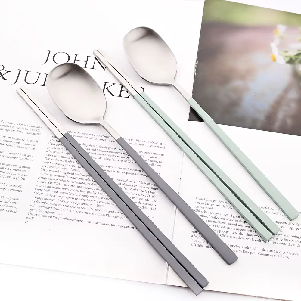 8 pièces coréen service de vaisselle argent haute qualité en acier inoxydable ensemble de couverts mat dîner cuillère
