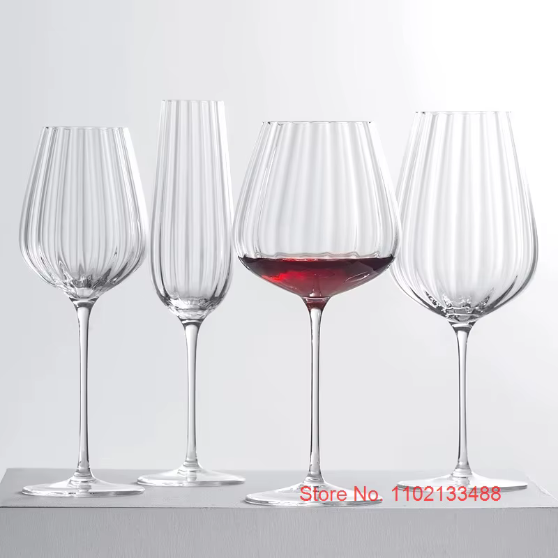 Verres à vin rouge en cristal série prisme optique lumineux