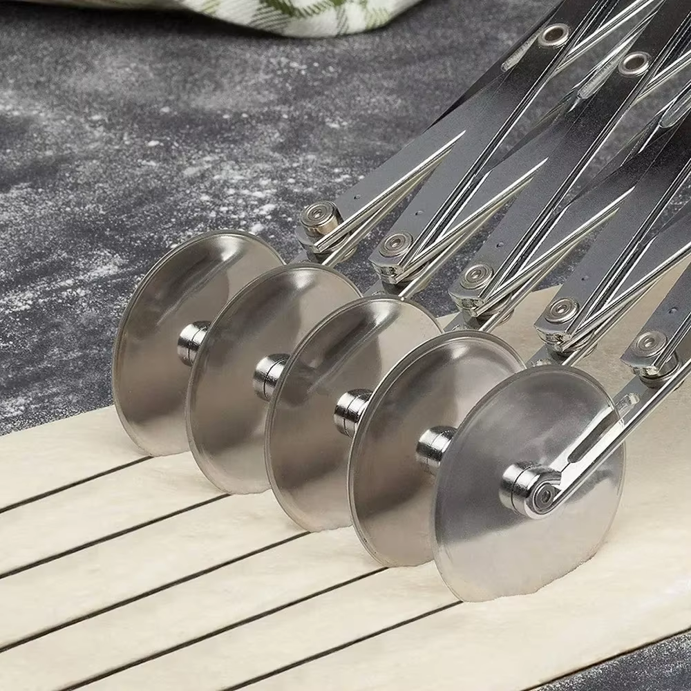 Couteau à pâtes latéral