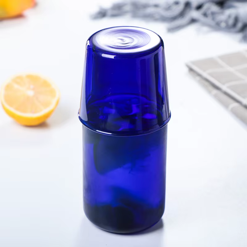 1 ensemble de carafe à eau de chevet et de gobelets en verre