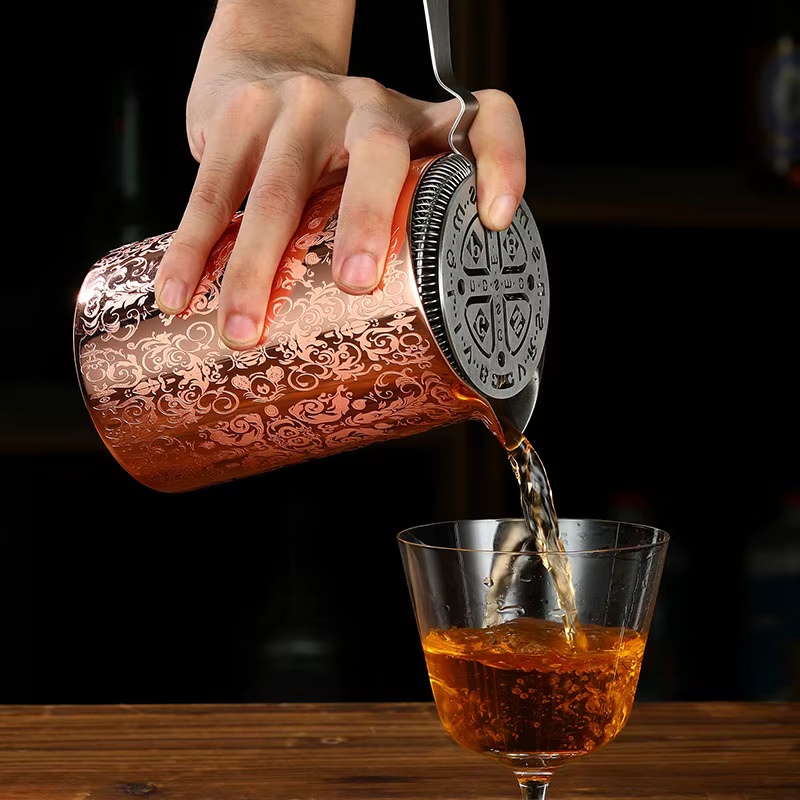 Verre à Cocktail Assad Gravé avec Motif Spirit
