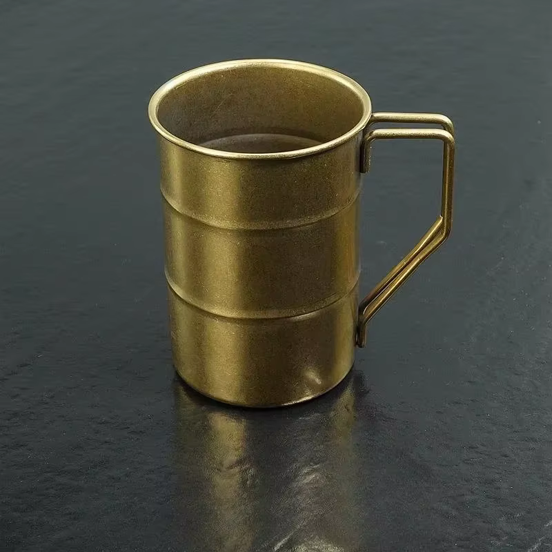 Tasse à café rétro d'extérieur