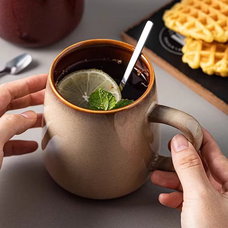 Tasse en céramique de grande capacité pour changement de four
