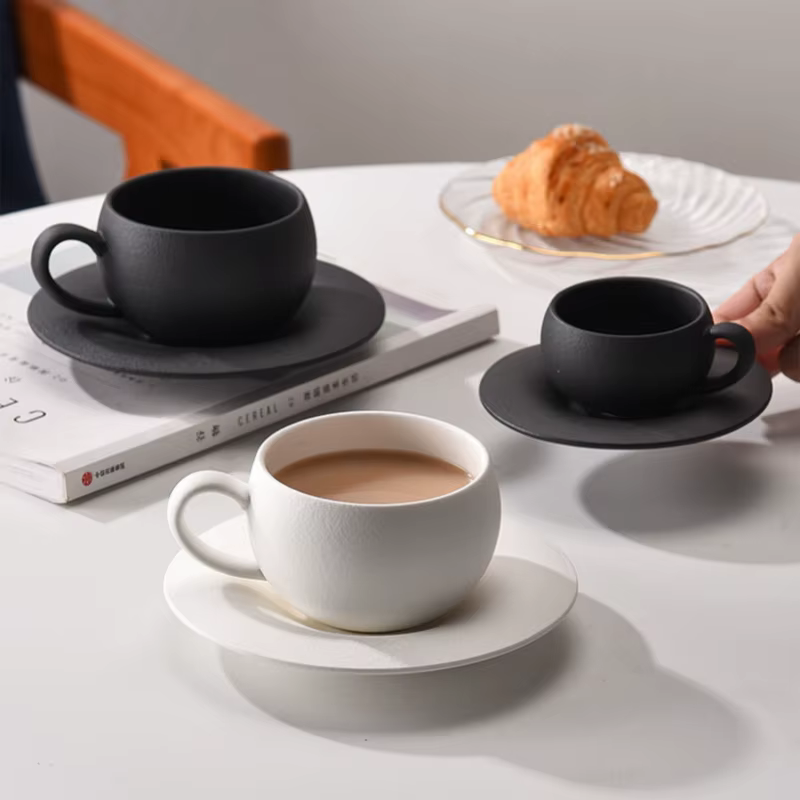 Ensemble de tasses à café en céramique de sable de roche