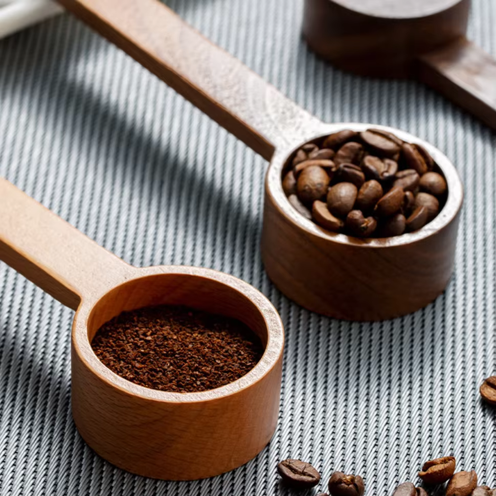 1 cuillère à café en noyer
