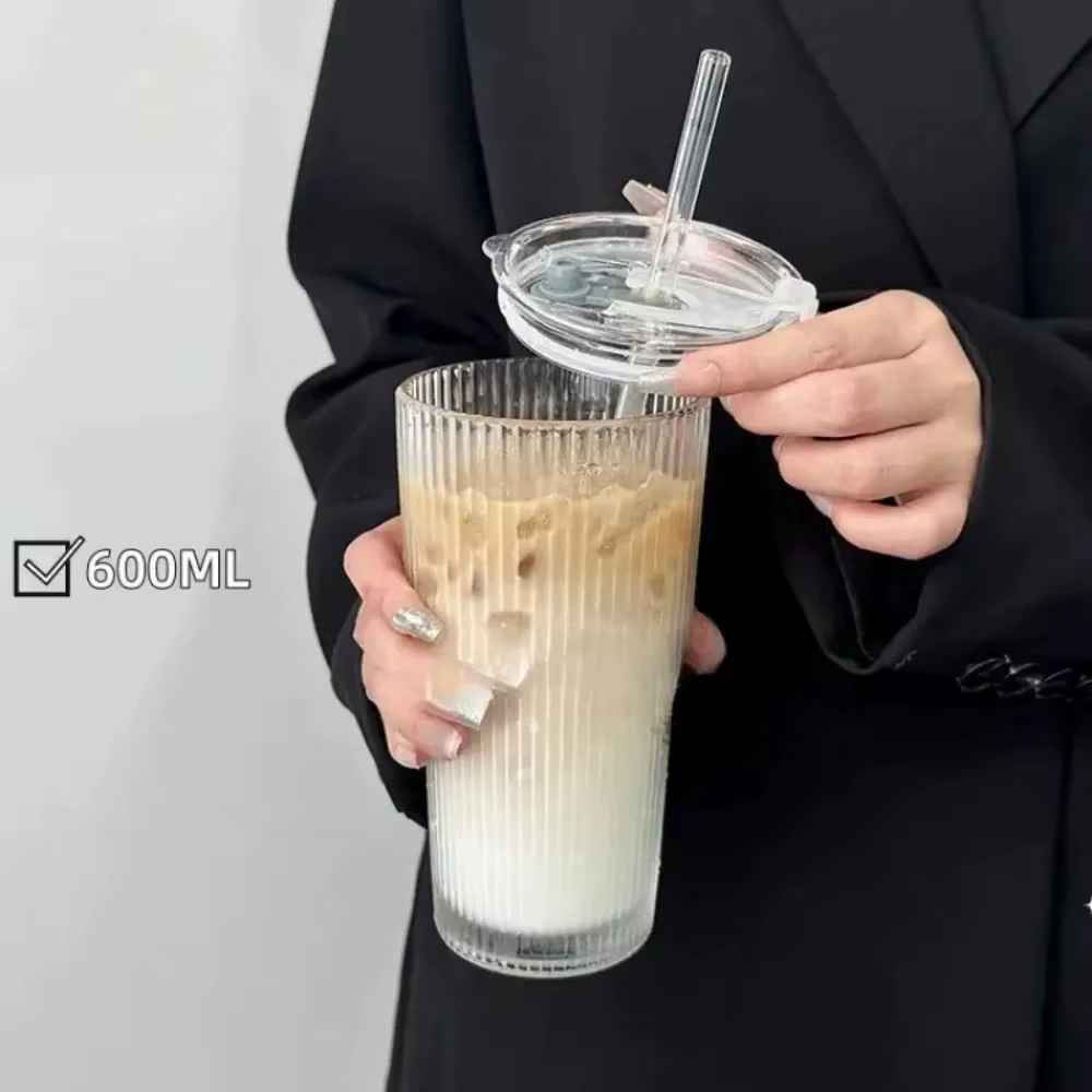 Tasse en verre à rayures de 600ml