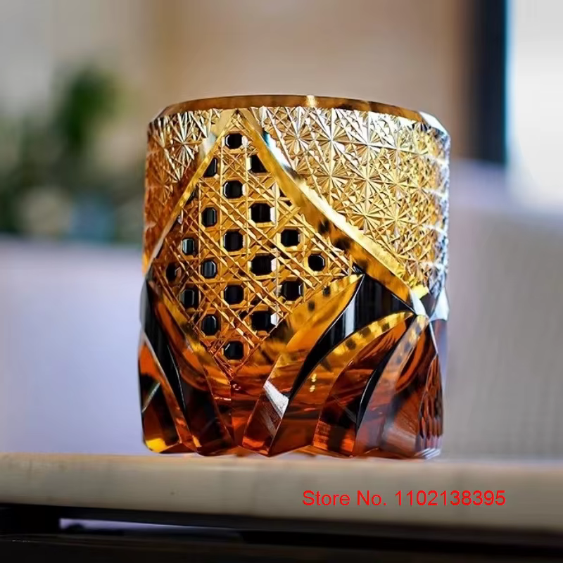 Verre de cristal guerrier noir japonais