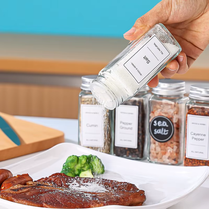 Pots à épices scellés en verre avec couvercle