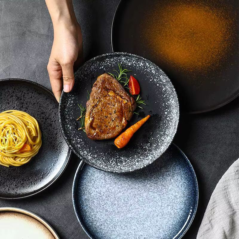 Plat à pâtes en céramique de style japonais