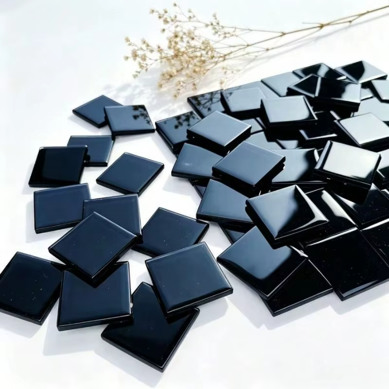100/200 grammes de mosaïque en verre, morceaux de verre noir 2,5*2,5, adaptés aux matériaux de décoration DIY faits à la main, aux cadres photo créatifs faits à la main, aux ornements de décoration in