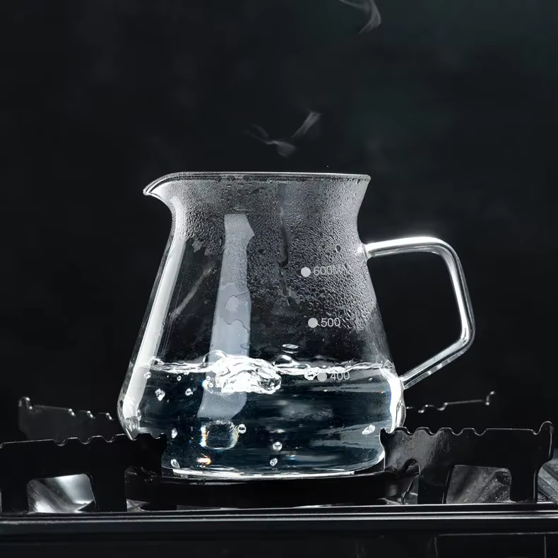 Serveur de café avec goutteur en verre