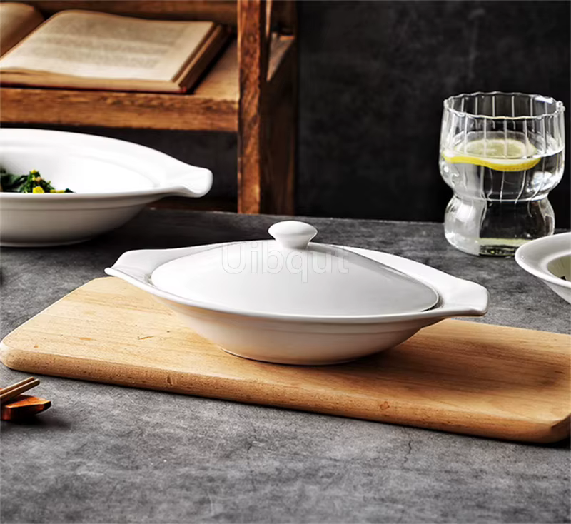 Vaisselle elliptique ovale en céramique assiette blanche plat avec couvercle tasse à légumes hôtel créatif restaurant fromage cuit riz bol profond