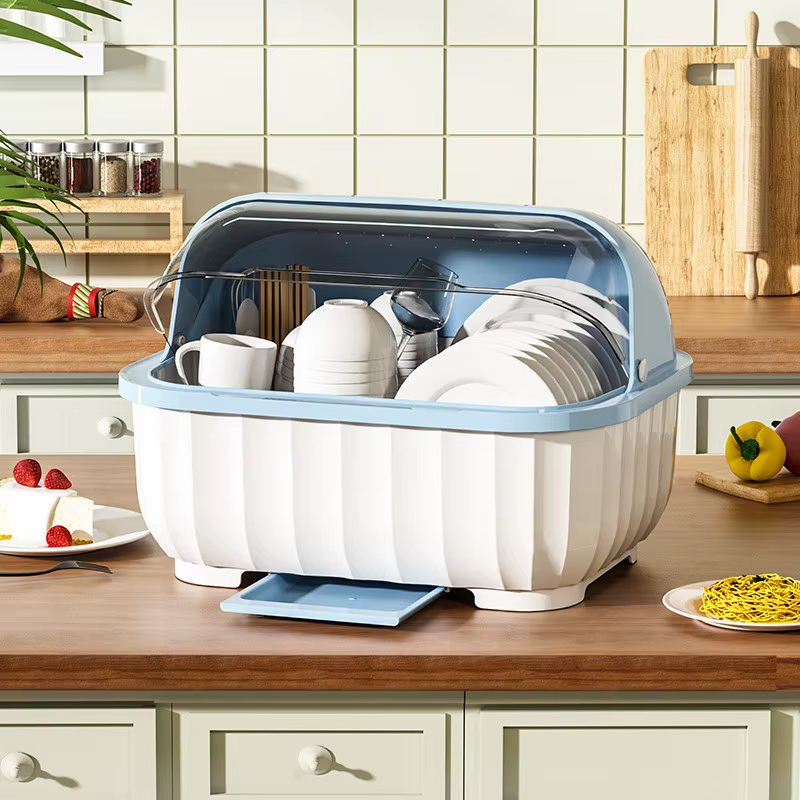 Égouttoir à vaisselle en plastique avec couvercle