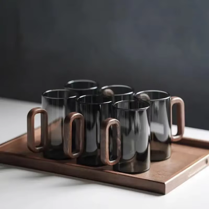 Tasse à boire créative avec poignée en bois gris fumé