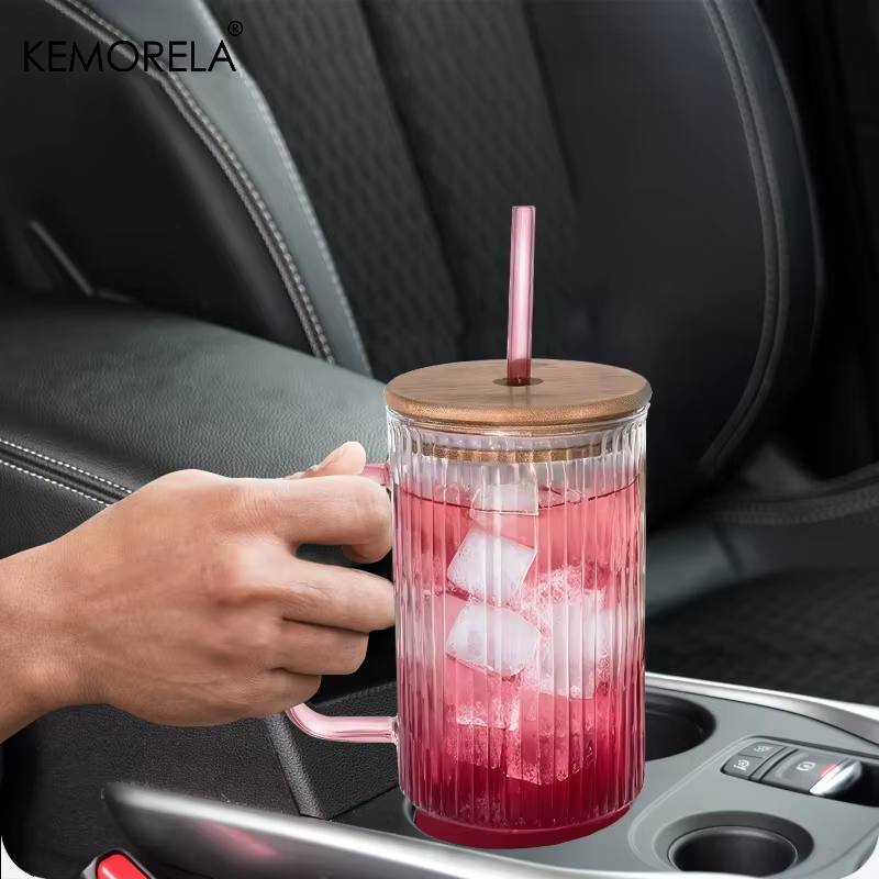 Gobelet en verre nervuré d'inspiration vintage de 900 ml avec couvercle et paille en bambou – Poignée multicolore pour