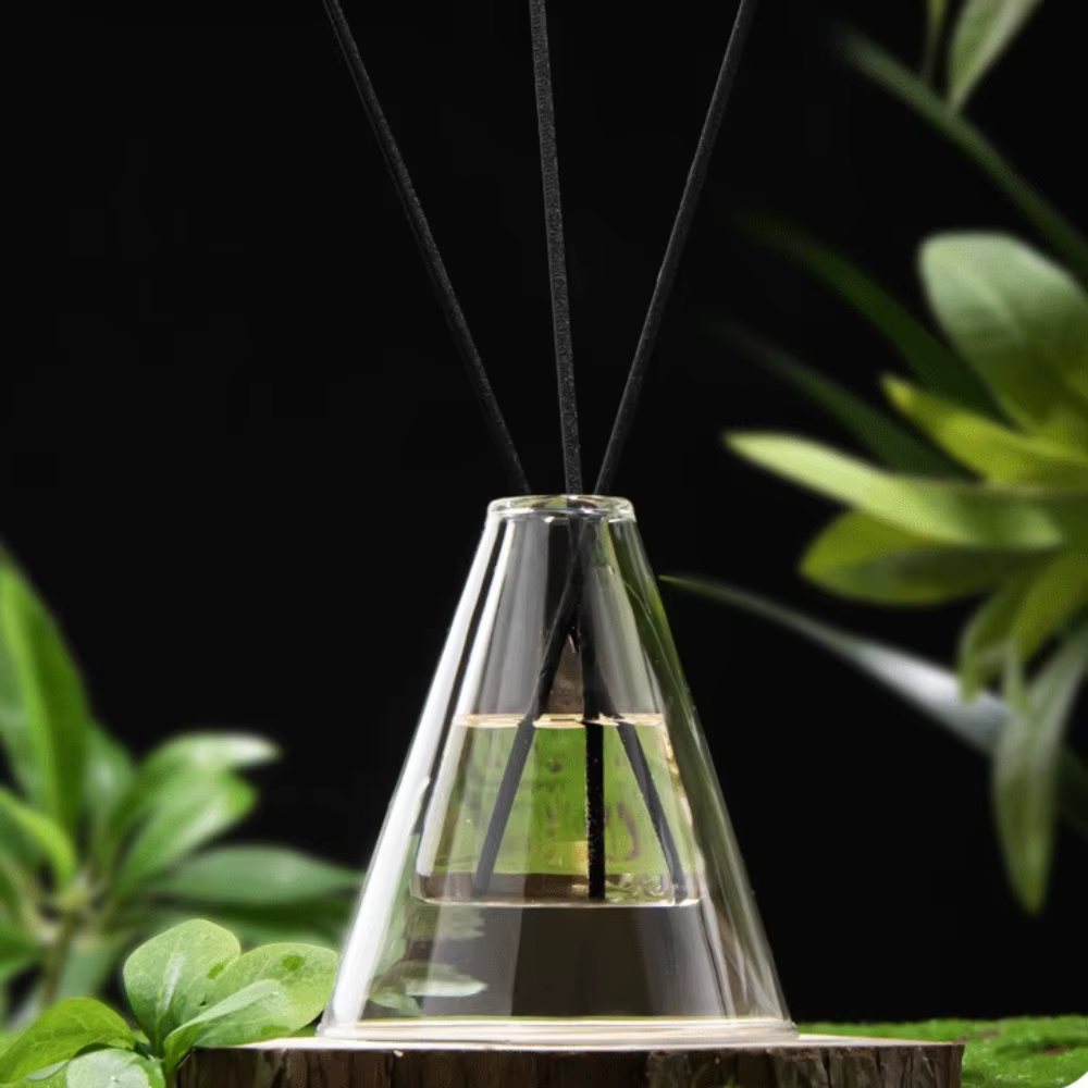 Bouteille en verre d'aromathérapie triangulaire Double couche