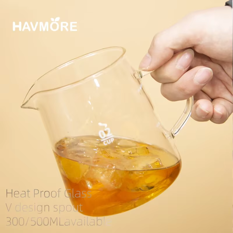 Serveur de café en verre avec échelle à points