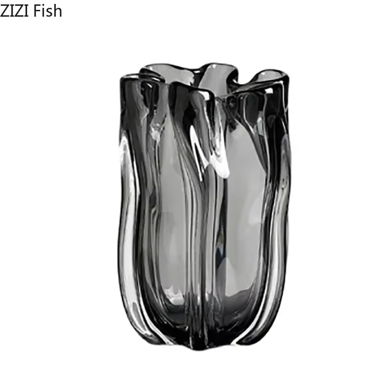 Vase en verre en forme de bourgeon de fleur