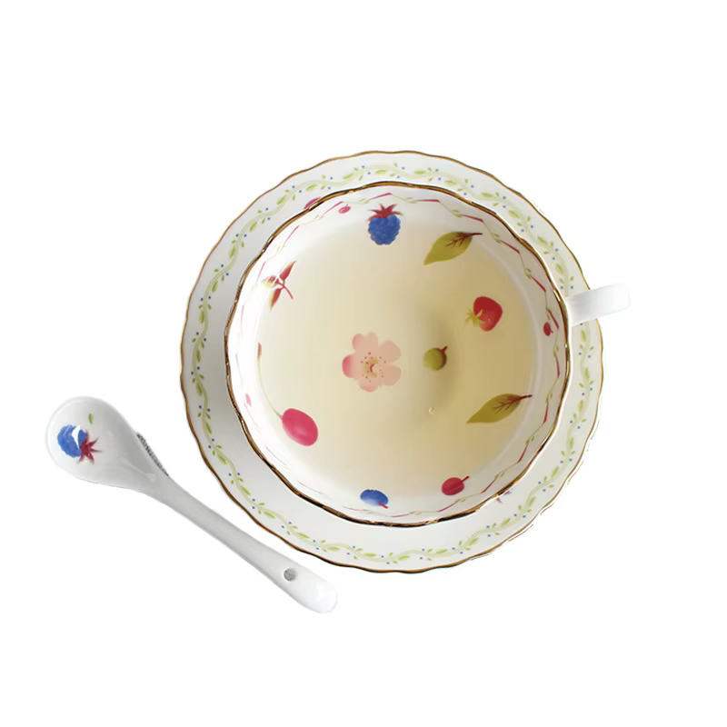 Service à café et thé de style européen avec motif floral