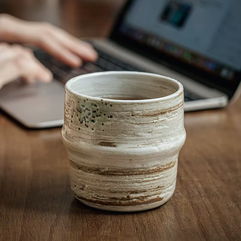 Tasse à café en céramique brute japonaise