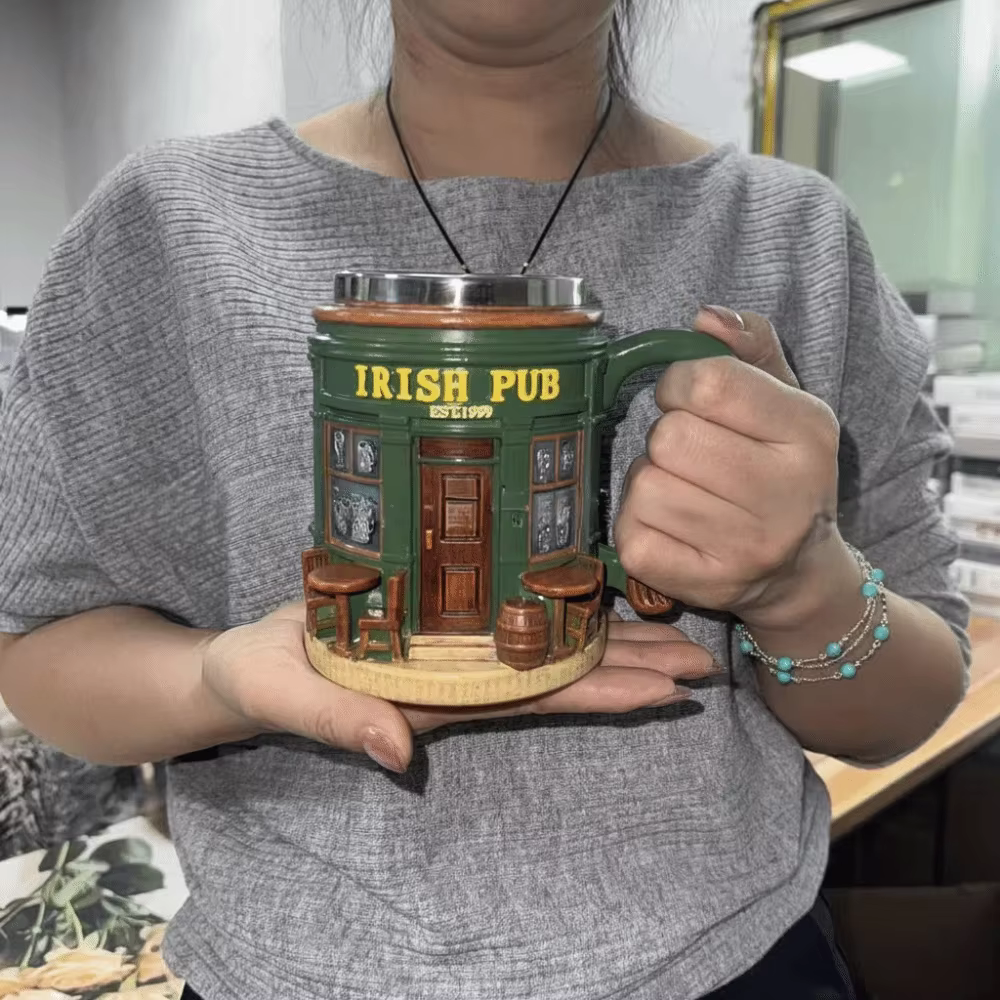 Mug à café en céramique avec poignée ergonomique confortable