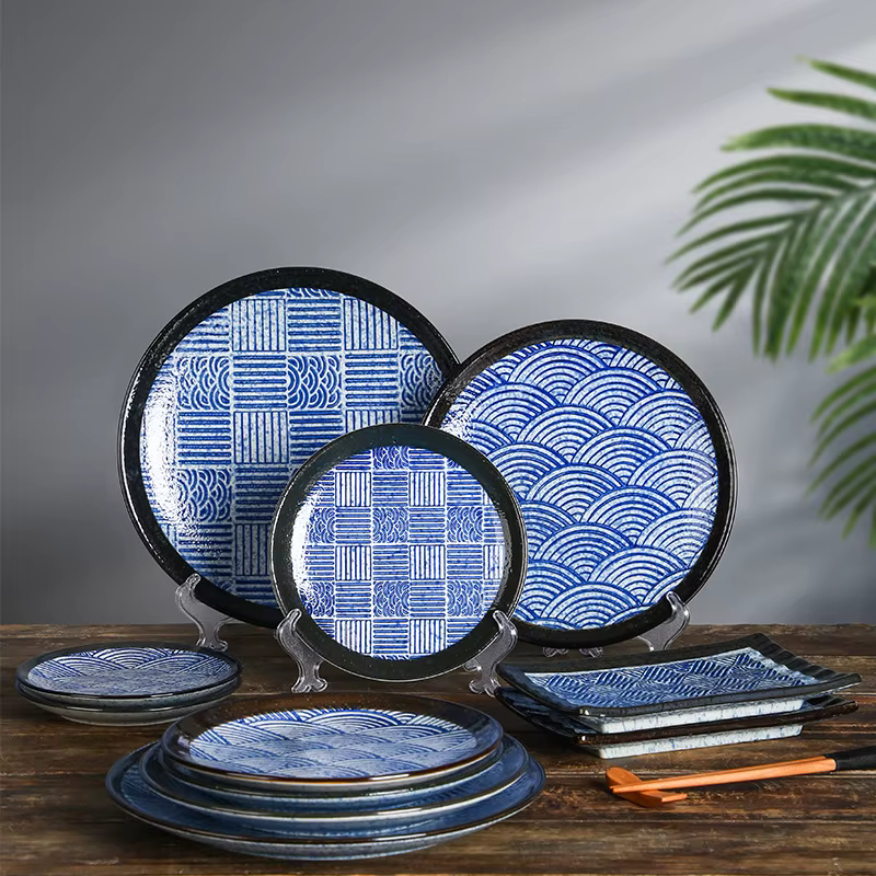 Assiette à Sushi en Céramique à Motif de Vagues Bleues et Blanches