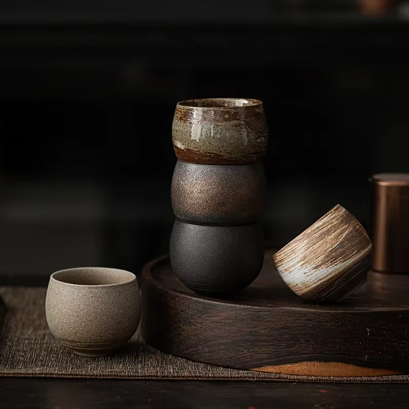 Tasse à thé en céramique faite à la main