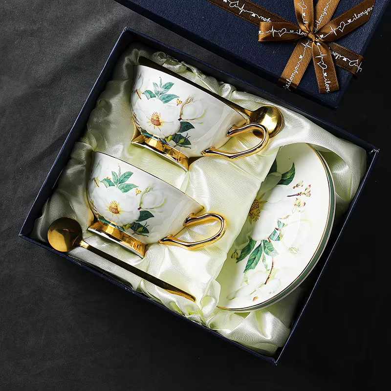 Tasse à café en porcelaine de style palais européen