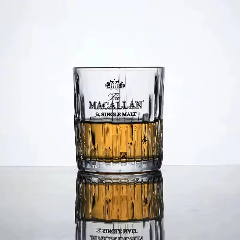 Collection privée Macallan verre cristal à facettes Der whiskybecher whisky roche