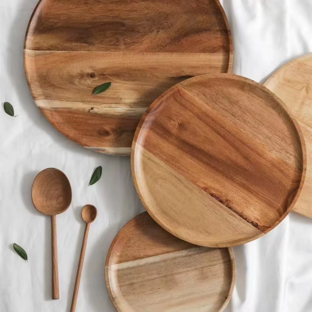 Assiette en bois d'acacia
