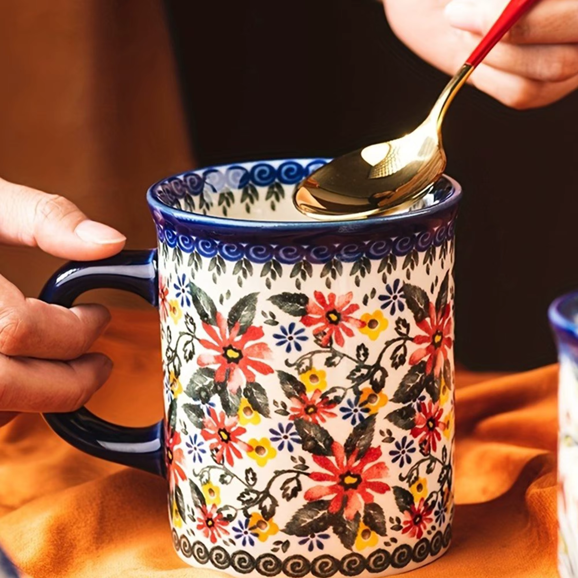 Tasse à café avec poignée