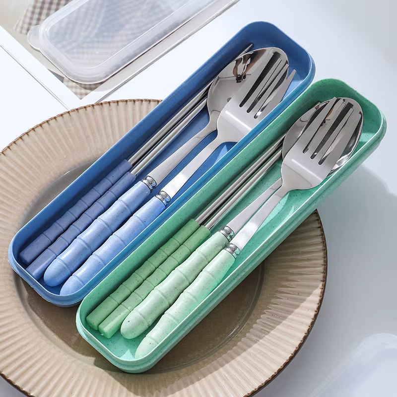 Ensemble de vaisselle en acier inoxydable