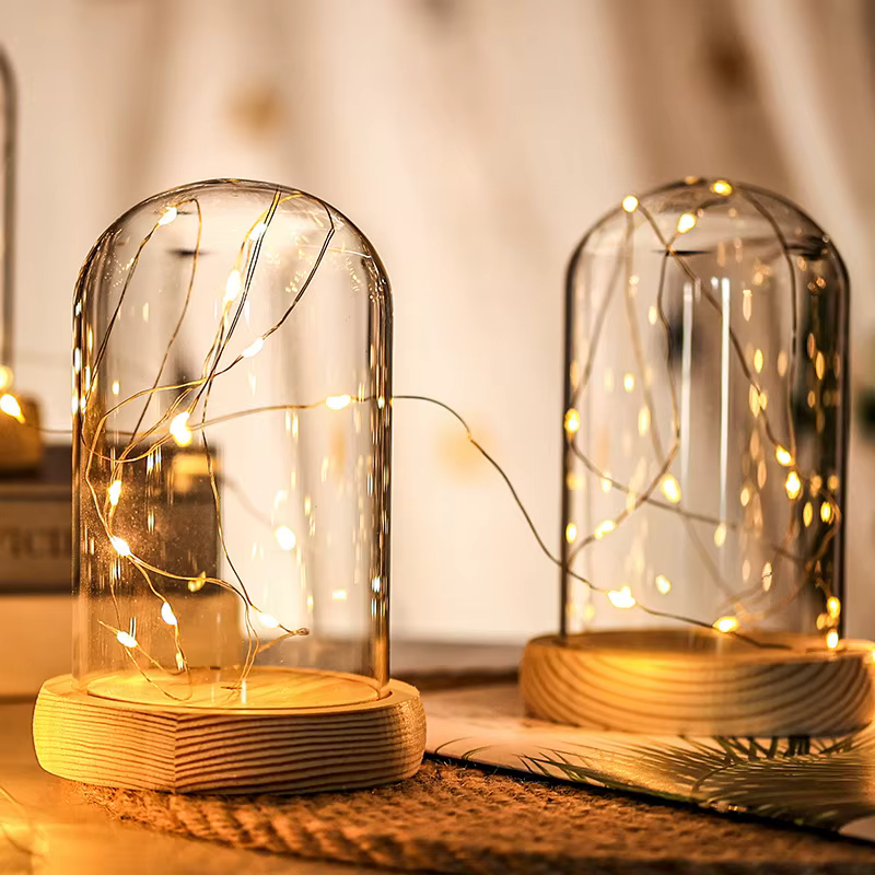 Dôme en verre Base en bois avec lumière LED