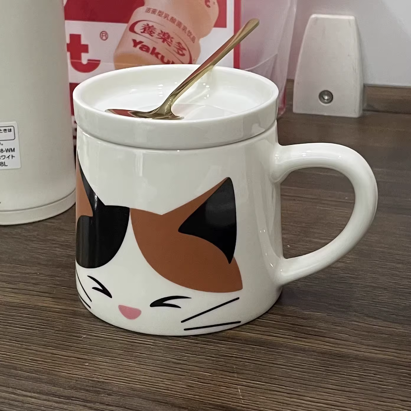 Tasse en céramique mignonne en forme de chat