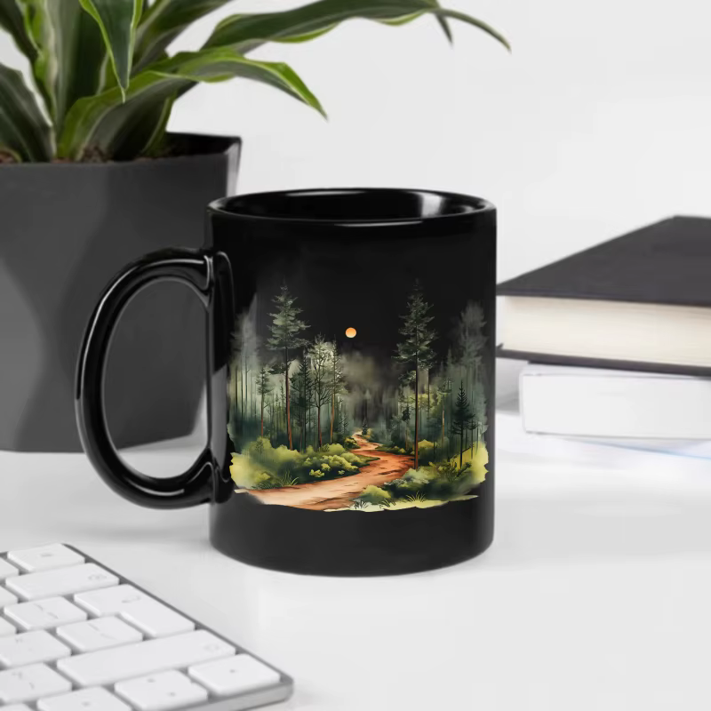 Tasse en céramique, sentier de la forêt noire avec motif lune et arbre