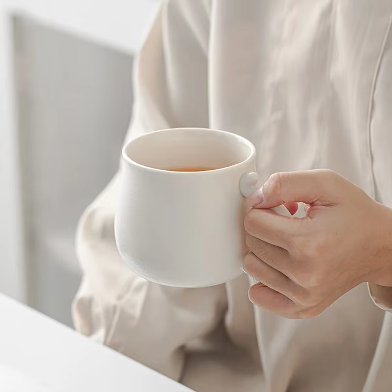 Tasse à thé chat porte-bonheur avec couvercle