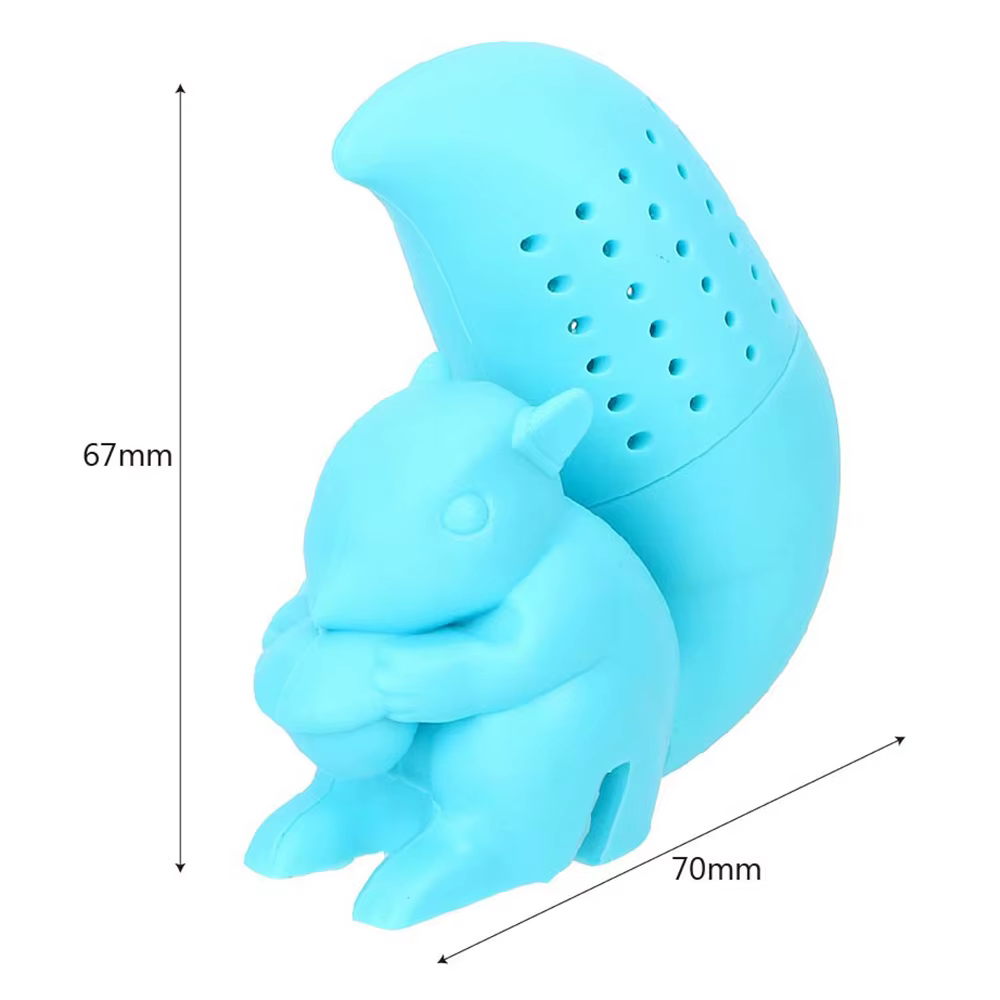 Préparation du thé délicieux avec un infuseur de thé d'écureuil en silicone mignon – Parfait pour le thé en feuilles mobiles