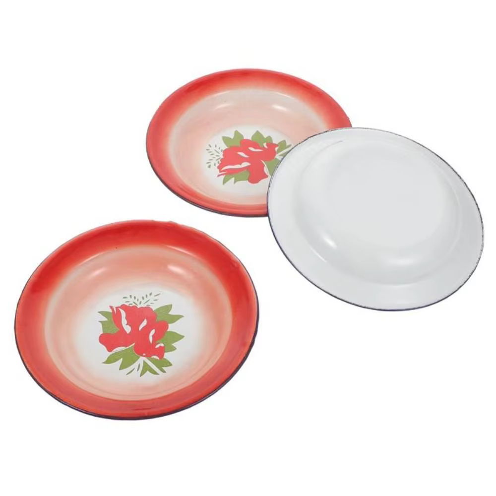Assiette en émail rétro en fer
