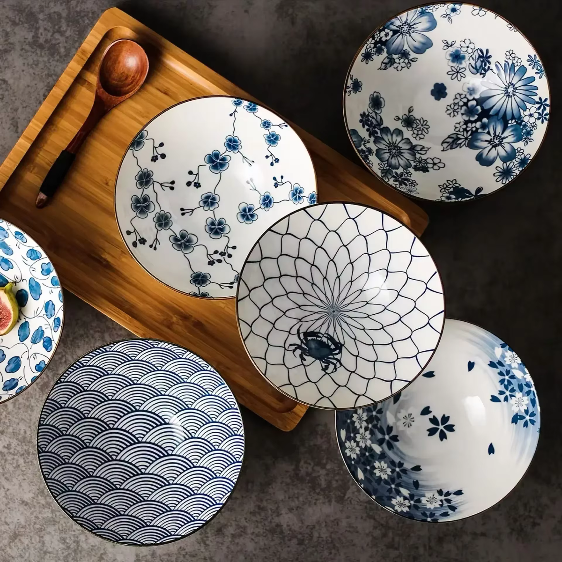 Vaisselle japonaise en céramique