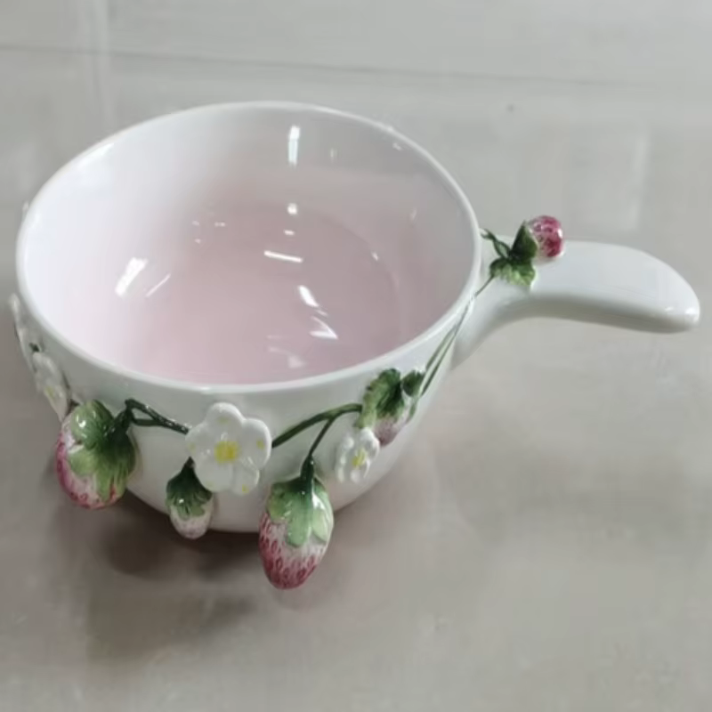 Vaisselle en céramique en Relief série fraise