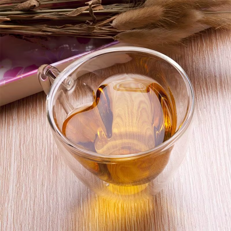 Tasse de voyage à double paroi en forme de cœur