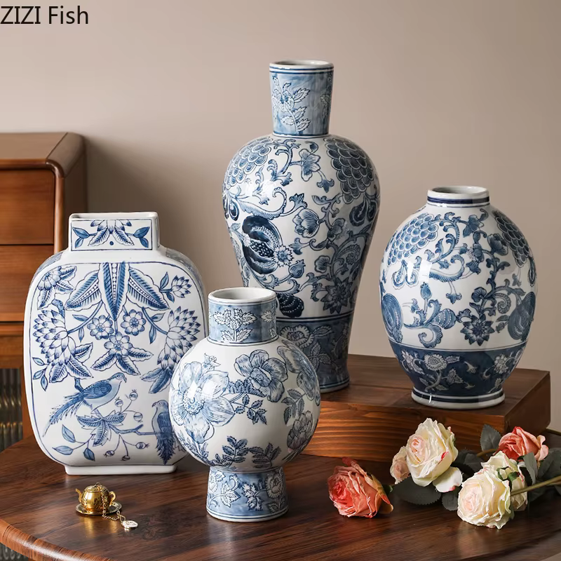 Vase en porcelaine bleue et blanche