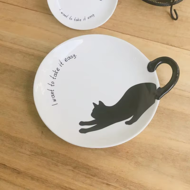 Assiette à dessert chat mignon pour le thé de l'après-midi