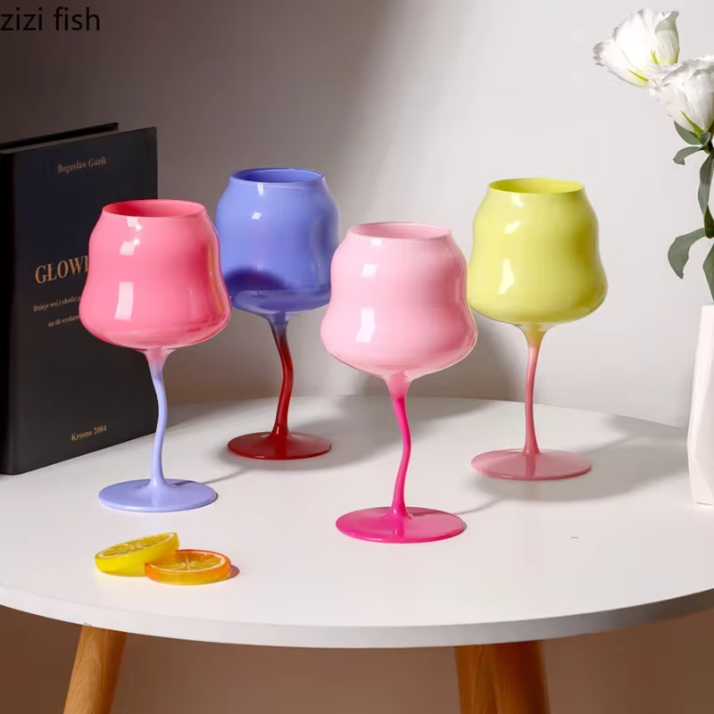 Tasse en verre à pieds hauts de Style crème
