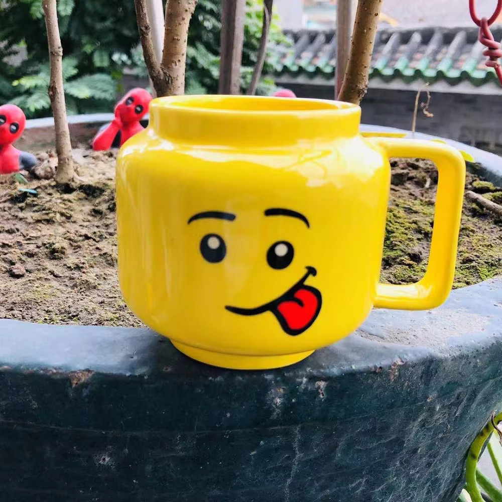 Tasse à café en céramique avec visage souriant, tasse à expression avec poignée, tasses en porcelaine à tête de dessin animé pour enfants, cadeaux de tasses en céramique pour la famille