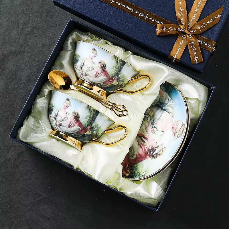 Service à thé en porcelaine de luxe