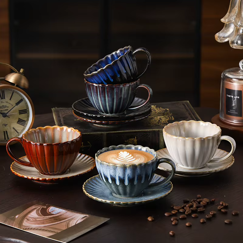 Tasse en céramique tournée au four rayé haut de gamme Vintage