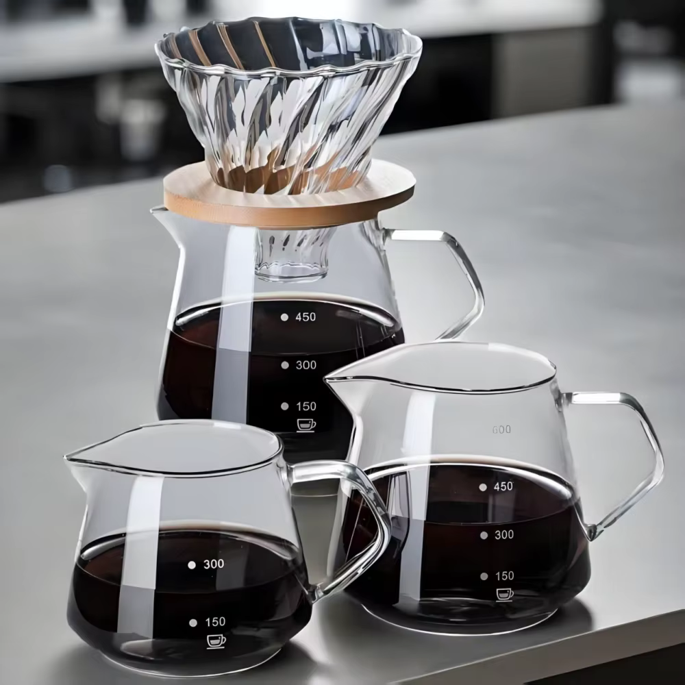 Ensemble de cafetière verser avec support en bois